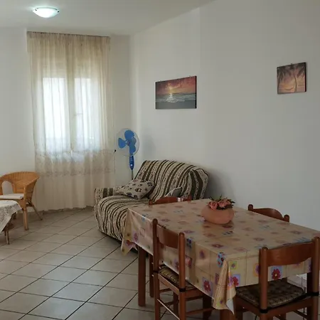 Casa Bianca Al Mare